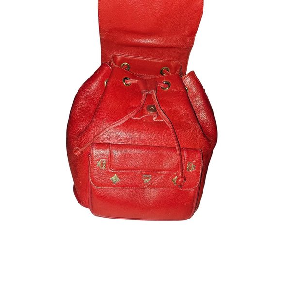 MCM vintage red leather backpack with gold hardware - Picture 8 of 16